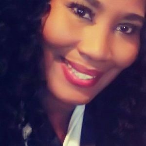 Meet your Posher, Debra